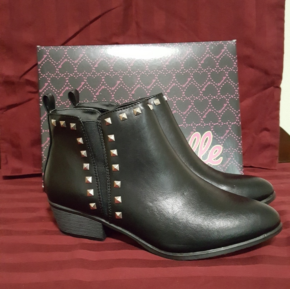 Betseyville boots